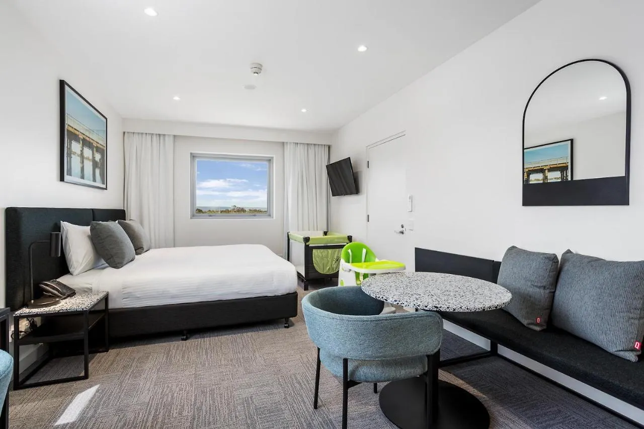 Quest Perth Ascot Aparthotel