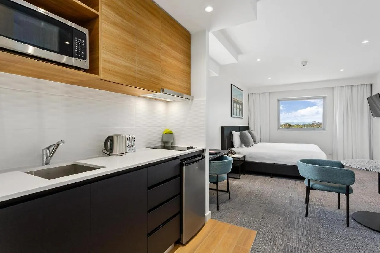Quest Perth Ascot Aparthotel